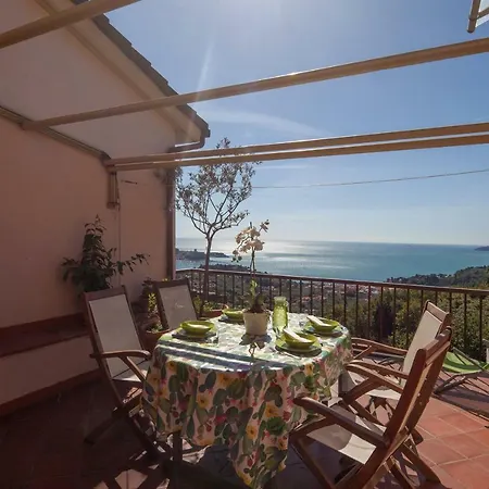 Margherita House Apartmán Lerici